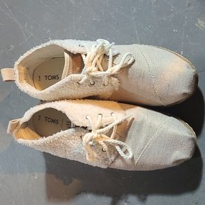 Toms booties